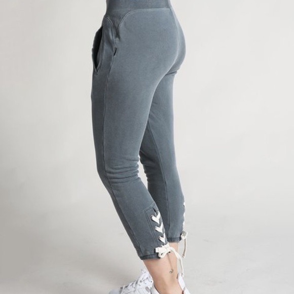 avocado Pants - Avocado Charcoal Lace-up Capri Joggers